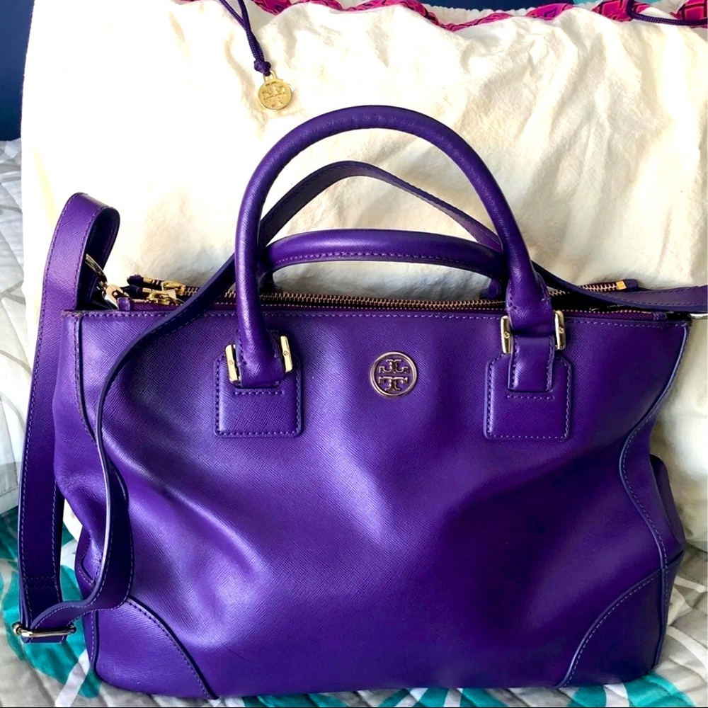 Large Tory Burch Robinson Tote and wallet w/ Dust bag